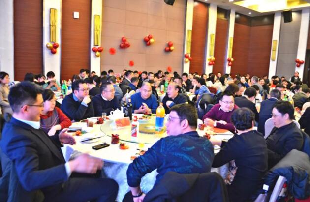 以客戶為中心 高質量發(fā)展|2020西馳年會圓滿落幕(圖8) 以客戶為中心 高質量發(fā)展|2020西馳年會圓滿落幕(圖8)