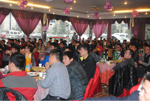 西馳電氣年會圓滿成功(圖2) 西馳電氣年會圓滿成功(圖2)