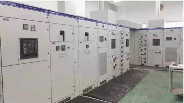 山東日照某糧倉儲物流項目—APF有源電力濾波裝置(圖1) 山東日照某糧倉儲物流項目—APF有源電力濾波裝置(圖1)