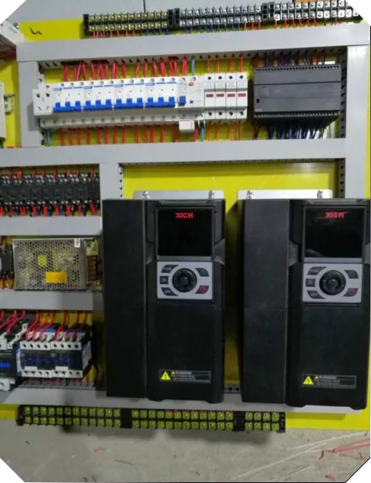 XFC500系列變頻器在游樂設(shè)備中的應(yīng)用(圖4) XFC500系列變頻器在游樂設(shè)備中的應(yīng)用(圖4)