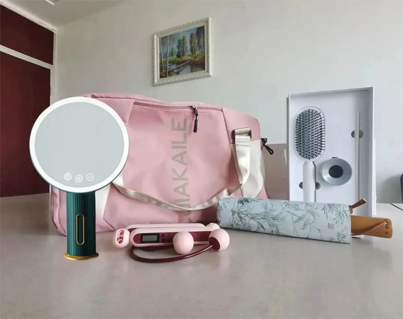 女神節(jié)|春風(fēng)如你,熠熠芳華(圖1) 女神節(jié)|春風(fēng)如你,熠熠芳華(圖1)